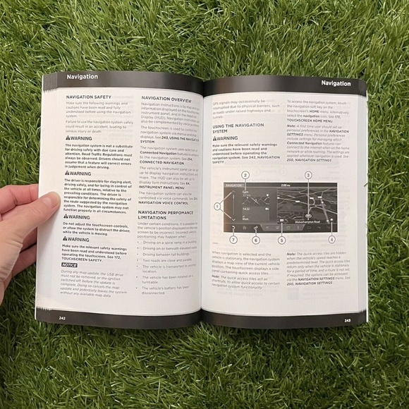 2020 Jaguar F-PACE Owners Manual (2.0L, 3.0L, 5.0L) - Picture 6 of 9